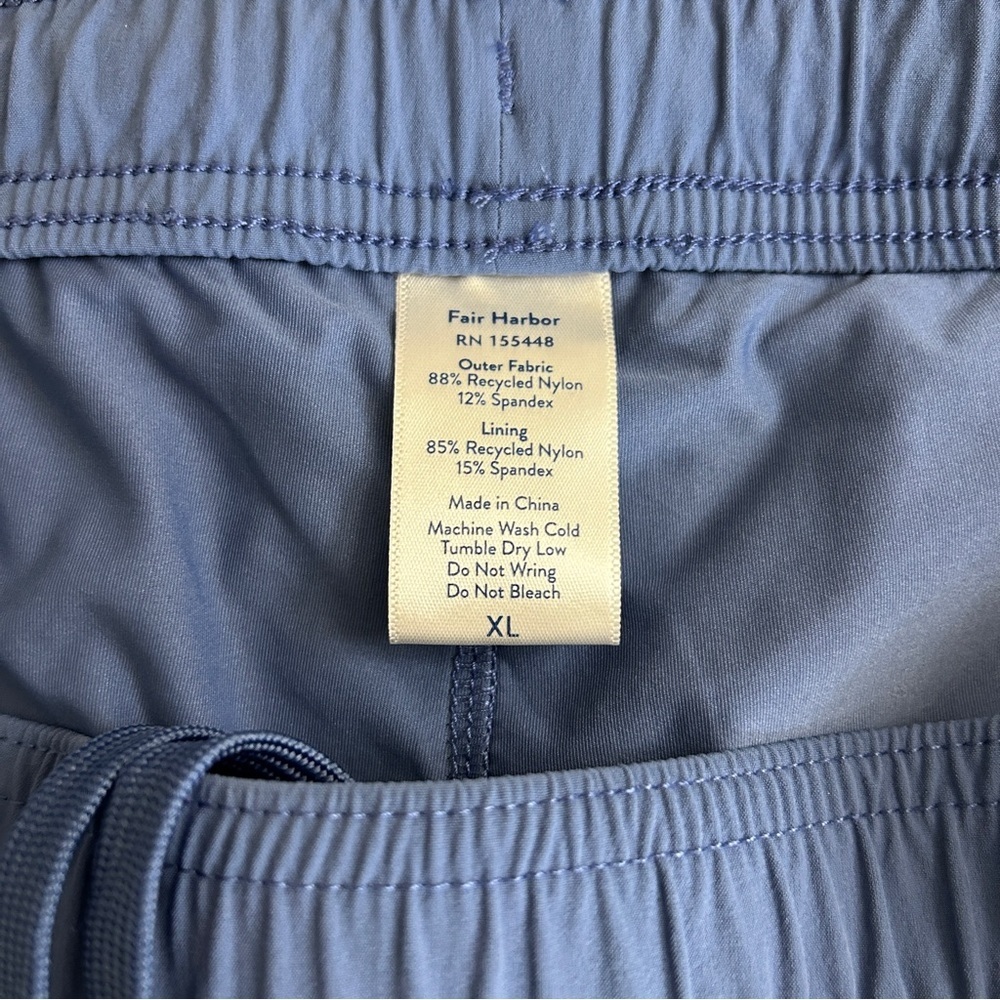 Fair Harbor Women’s Navy Floral Corliss Short Size XL - Picture 11 of 11